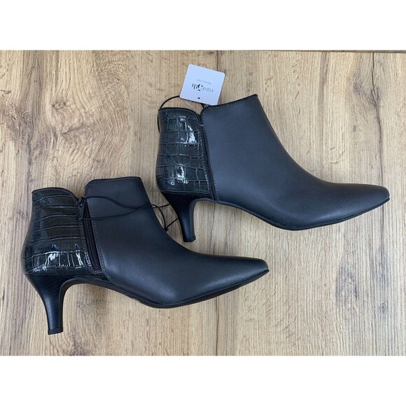 East 5th Fifth Freya Booties Women's 10 M Dark Gray Memory Foam 100-1249 0117 - Picture 10 of 16